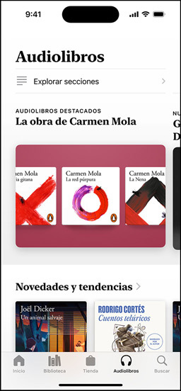 La pantalla de un iPhone muestra la sección Leer Más Autores Negros en la app Libros, con una introducción sobre autores negros publicados. A continuación se muestra la sección Novedades y Próximamente, con dos audiolibros