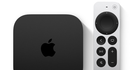 並排展示的 Apple TV 4K 和 Siri Remote。